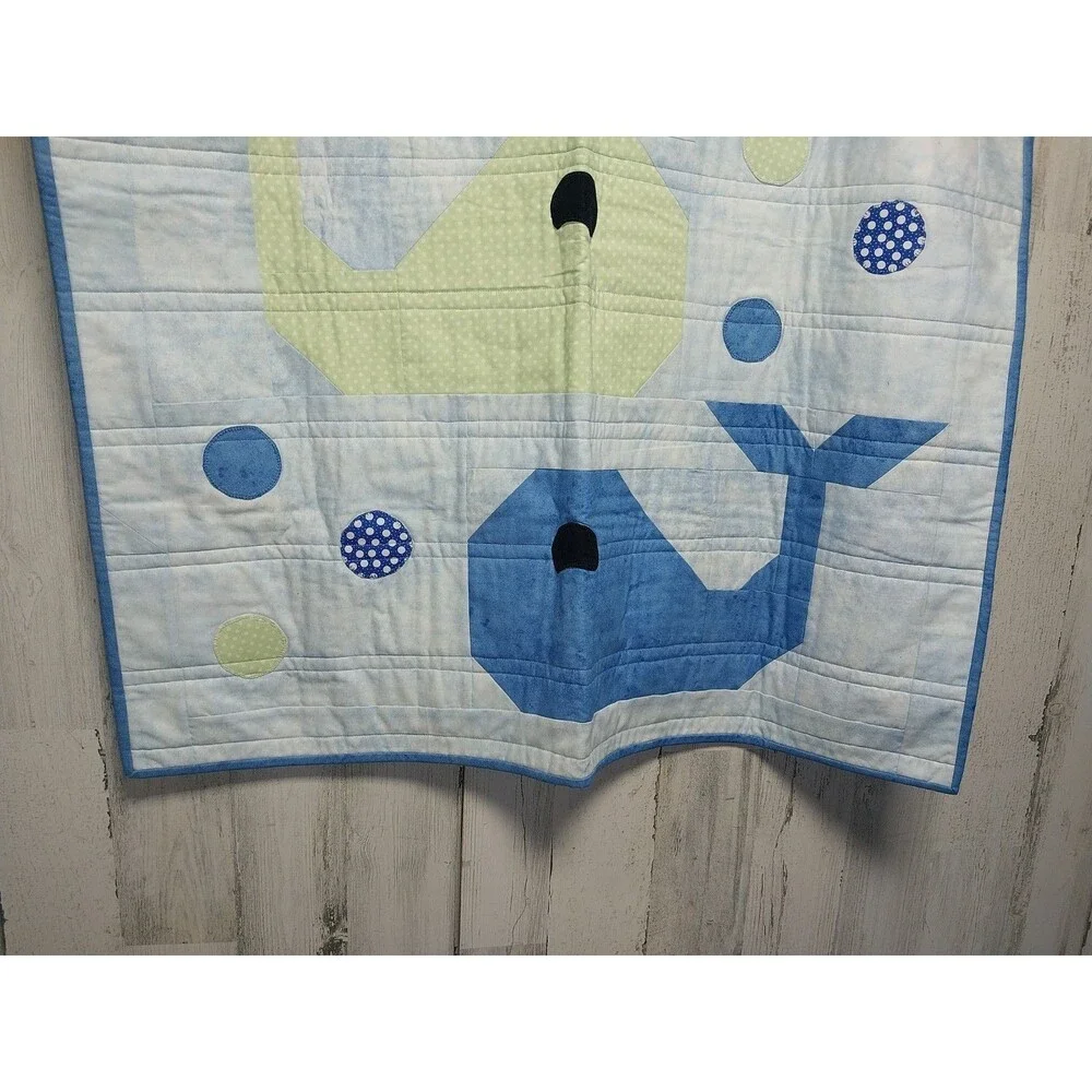 Handmade Baby Whale Quilt 32.5